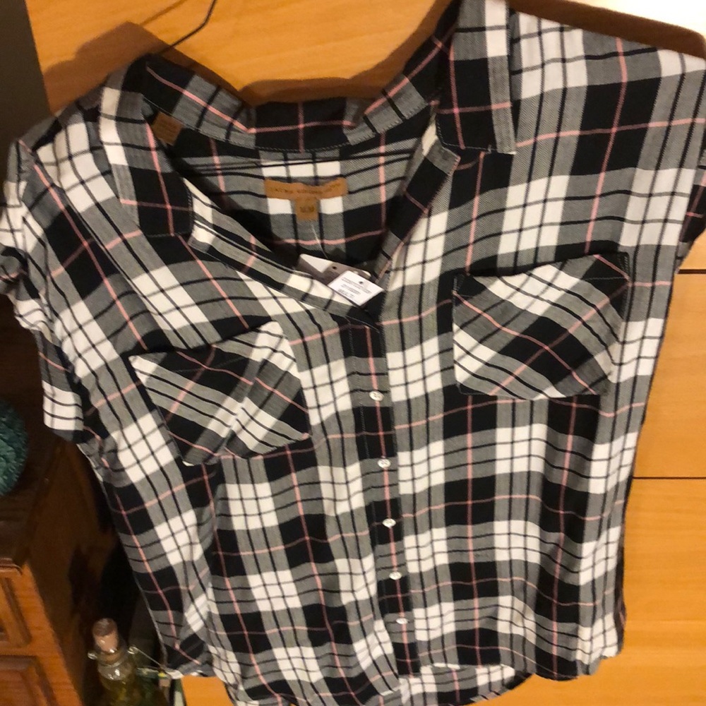 Plaid sleeveless top